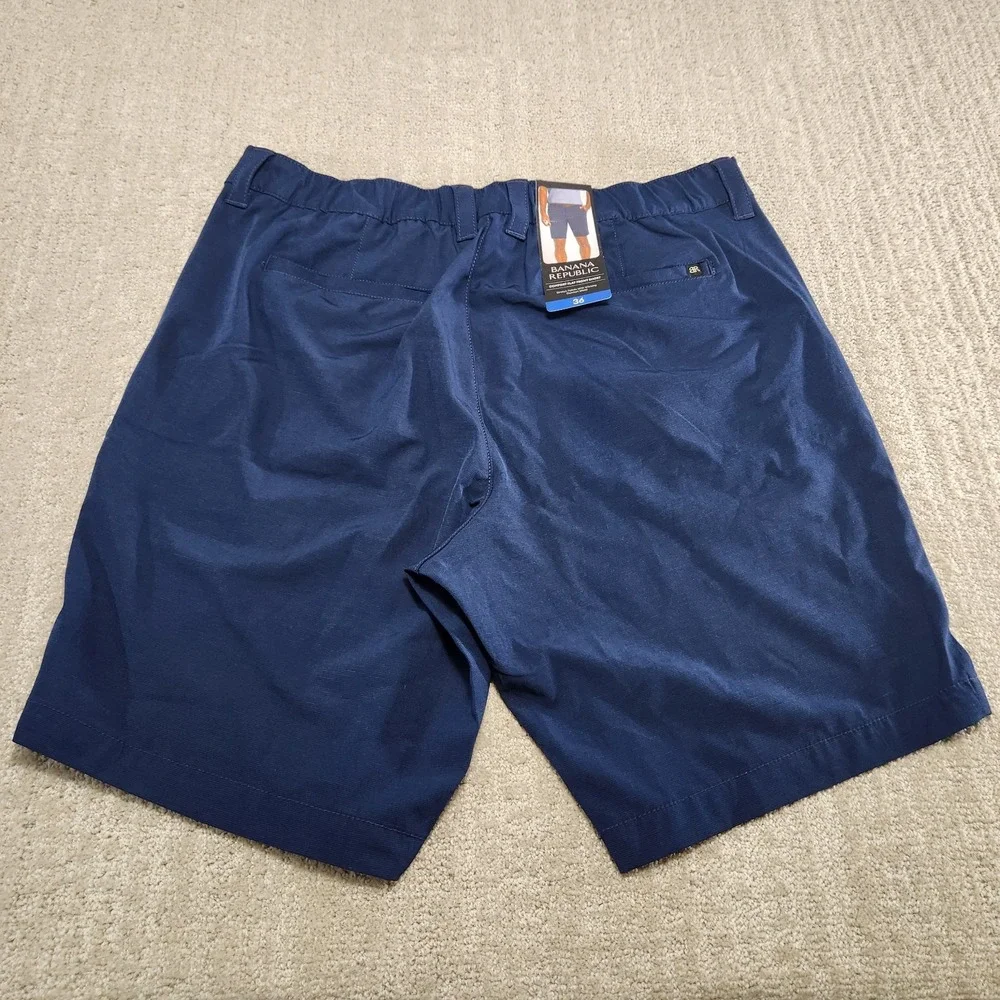 Banana Republic Shorts Mens 36 Comfort Flat‎ Front Chino Elastic Waist Golf NEW